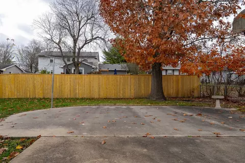 Exterior - 209 S Cottage Ave, Normal, IL 61761 photo 3 of 11