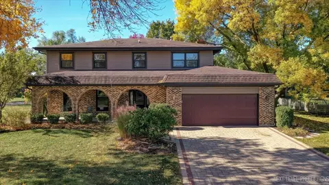 1116 Aegean Dr, Schaumburg, IL 60193