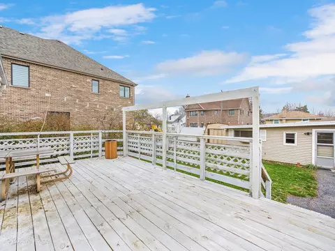 573 N Emroy Ave, Elmhurst, IL 60126 photo 13