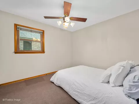 573 N Emroy Ave, Elmhurst, IL 60126 photo 8