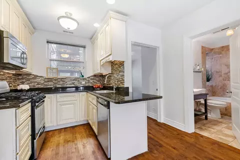 6102 N Mozart St #1, Chicago, IL 60659 photo 4