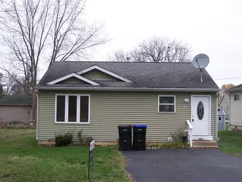 7114 Delaware Rd, Wonder Lake, IL 60097
