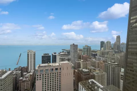 View/Area - 159 E Walton St #33A, Chicago, IL 60611 photo 5 of 6