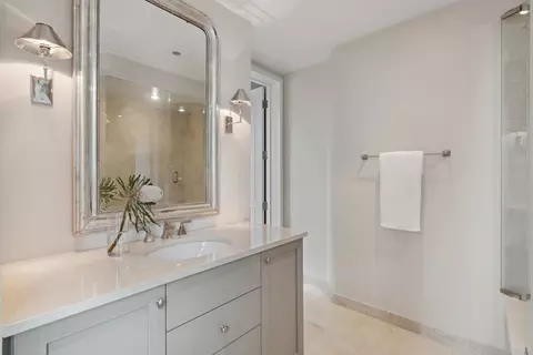 Bath - 159 E Walton St #33A, Chicago, IL 60611 photo 6 of 8