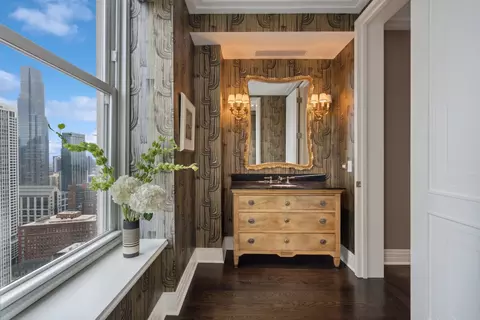 Bath - 159 E Walton St #33A, Chicago, IL 60611 photo 1 of 8