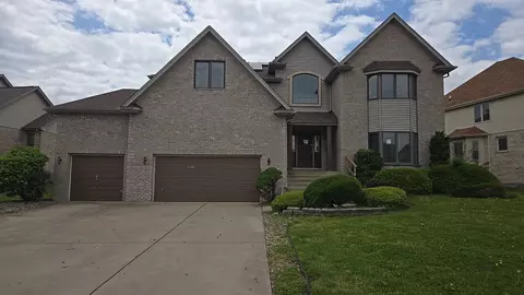 18502 River Rd, Hazel Crest, IL 60429