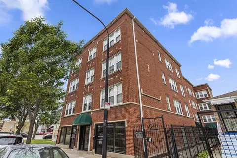 2549 N Laramie Ave #3E, Chicago, IL 60639