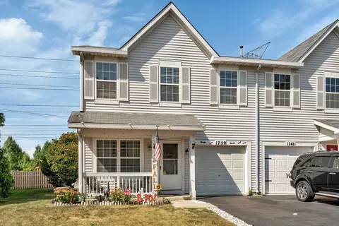 1750 Raleigh Trl, Romeoville, IL 60446