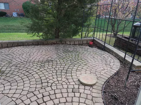 Exterior - 408 E Theodore Ln, Itasca, IL 60143 photo 5 of 6