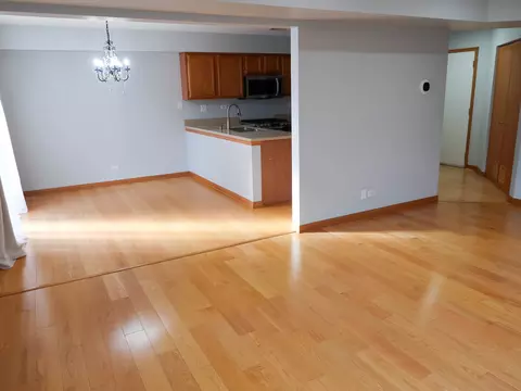 Living - 408 E Theodore Ln, Itasca, IL 60143 photo 5 of 6