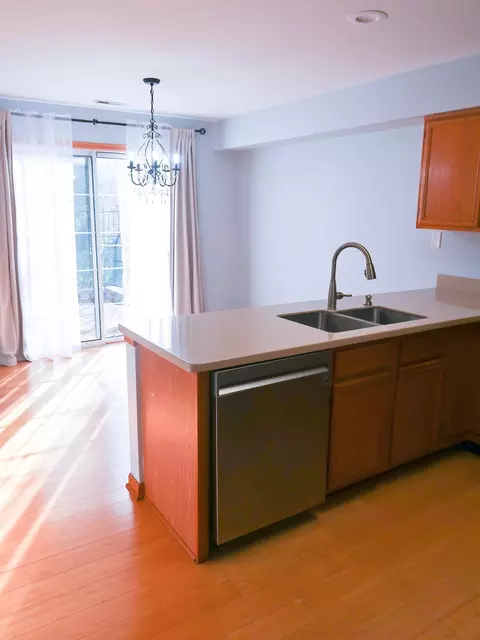Kitchen - 408 E Theodore Ln, Itasca, IL 60143 photo 2 of 3