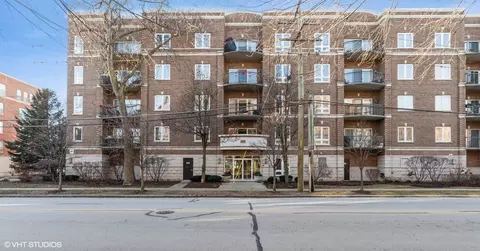 1277 E Thacker St #404, Des Plaines, IL 60016