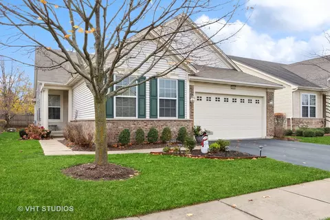 2916 Raleigh Ct, Naperville, IL 60564