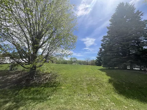 33703 N Christa Dr, Ingleside, IL 60041