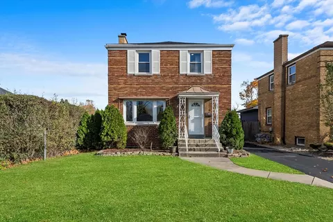 4551 S Grove Ave, Forest View, IL 60402