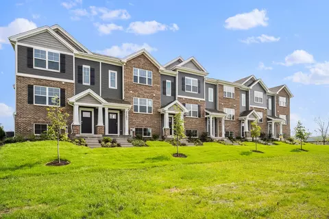 6388 Roscommon Rd, Tinley Park, IL 60477