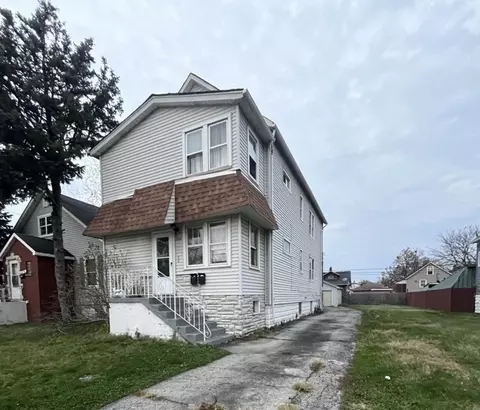 332 153rd Pl, Calumet City, IL 60409