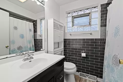 2742 E 128th St, Chicago, IL 60633 photo 10