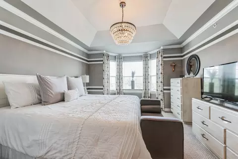 Bedroom - 4306 Monroe Ave, Naperville, IL 60564 photo 4 of 4