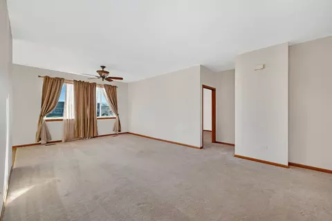 Living - 21003 W Braxton Ln, Plainfield, IL 60544 photo 2 of 3