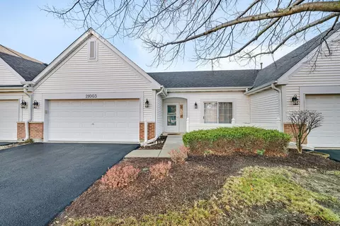 Exterior - 21003 W Braxton Ln, Plainfield, IL 60544 photo 2 of 5