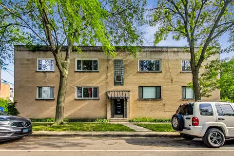 2935 W Berwyn Ave #1, Chicago, IL 60625