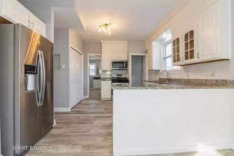 Kitchen - 412 Marion Ave, Aurora, IL 60505 photo 2 of 2