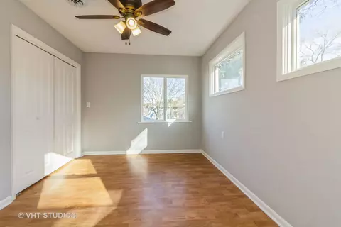 Bedroom - 412 Marion Ave, Aurora, IL 60505 photo 2 of 4
