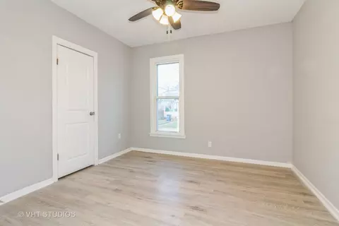 Bedroom - 412 Marion Ave, Aurora, IL 60505 photo 1 of 4