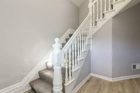 Entry Way - 412 Marion Ave, Aurora, IL 60505 photo 2 of 2