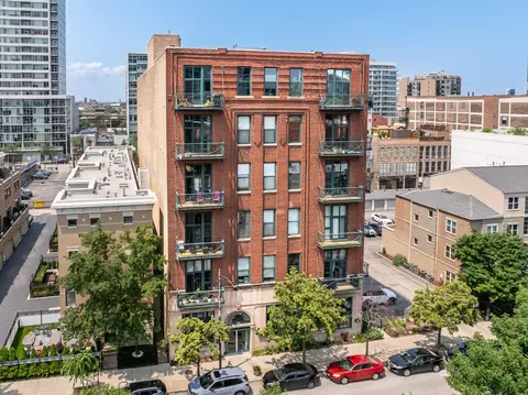 1632 S Indiana Ave #606, Chicago, IL 60616