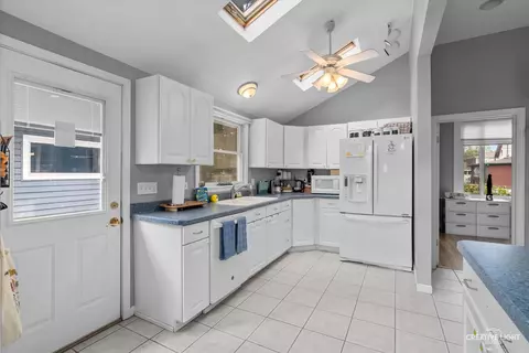 2306 Orchard Beach Rd, Mchenry, IL 60050 photo 19