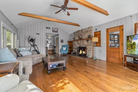 2306 Orchard Beach Rd, Mchenry, IL 60050 photo 15