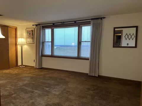 Living - 20608 Carroll Rd, Morrison, IL 61270 photo 6 of 6