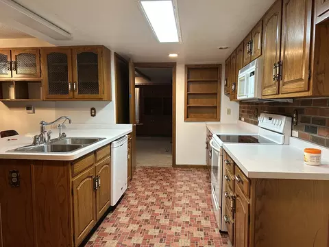 Kitchen - 20608 Carroll Rd, Morrison, IL 61270 photo 1 of 1