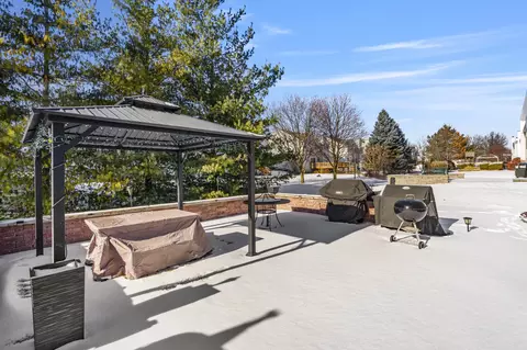 Other - 5371 Galloway Dr, Hoffman Estates, IL 60192 photo 1 of 10