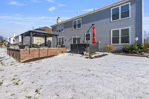 Exterior - 5371 Galloway Dr, Hoffman Estates, IL 60192 photo 9 of 9