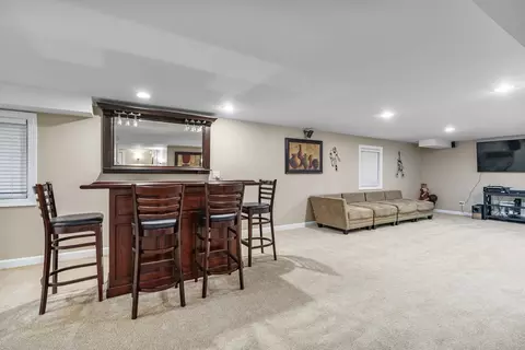 Other - 5371 Galloway Dr, Hoffman Estates, IL 60192 photo 5 of 10