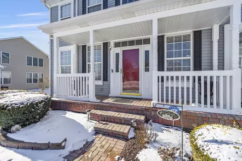 Exterior - 5371 Galloway Dr, Hoffman Estates, IL 60192 photo 2 of 9
