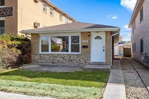 1507 N 16th Ave, Melrose Park, IL 60160