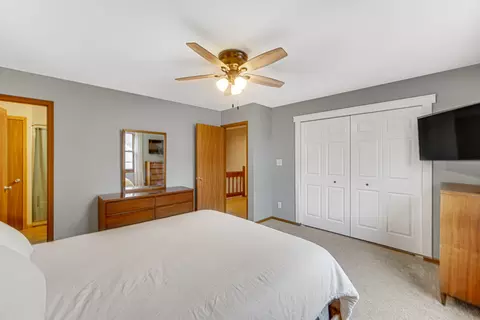 Bedroom - 312 S Cross Trl, Mchenry, IL 60050 photo 2 of 4