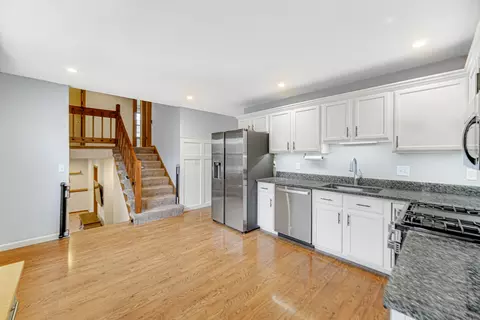 Kitchen - 312 S Cross Trl, Mchenry, IL 60050 photo 1 of 2