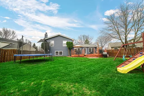 Exterior - 312 S Cross Trl, Mchenry, IL 60050 photo 6 of 8
