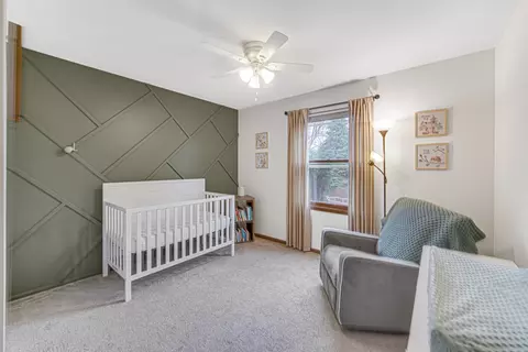 Bedroom - 312 S Cross Trl, Mchenry, IL 60050 photo 4 of 4