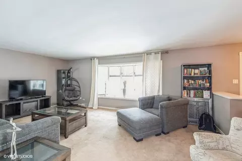 18445 Oak Ave, Lansing, IL 60438 photo 5