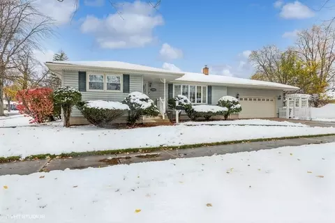 18445 Oak Ave, Lansing, IL 60438