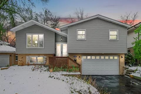 1257 Thomas St, Homewood, IL 60430