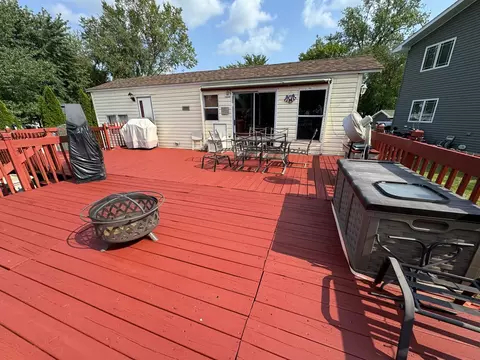 188 Fossil Cove Ln, Wilmington, IL 60481