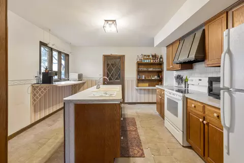 9 N755 Tipi Ln, Elgin, IL 60124 photo 9