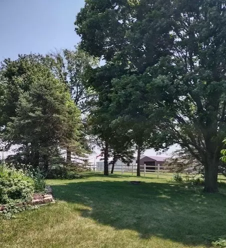 Exterior - 1522 E 7th Rd, Lostant, IL 61334 photo 10 of 30